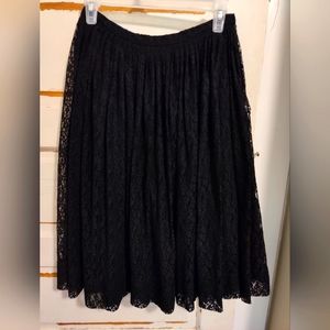 Witchy vintage Black Lace skirt size S